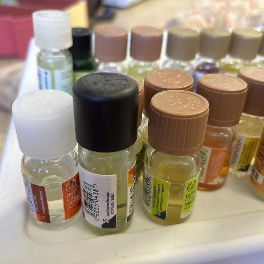 Large Lot of The Body Shop Bath & Body Pier 1 White Barn Home Fragrance Oils 30